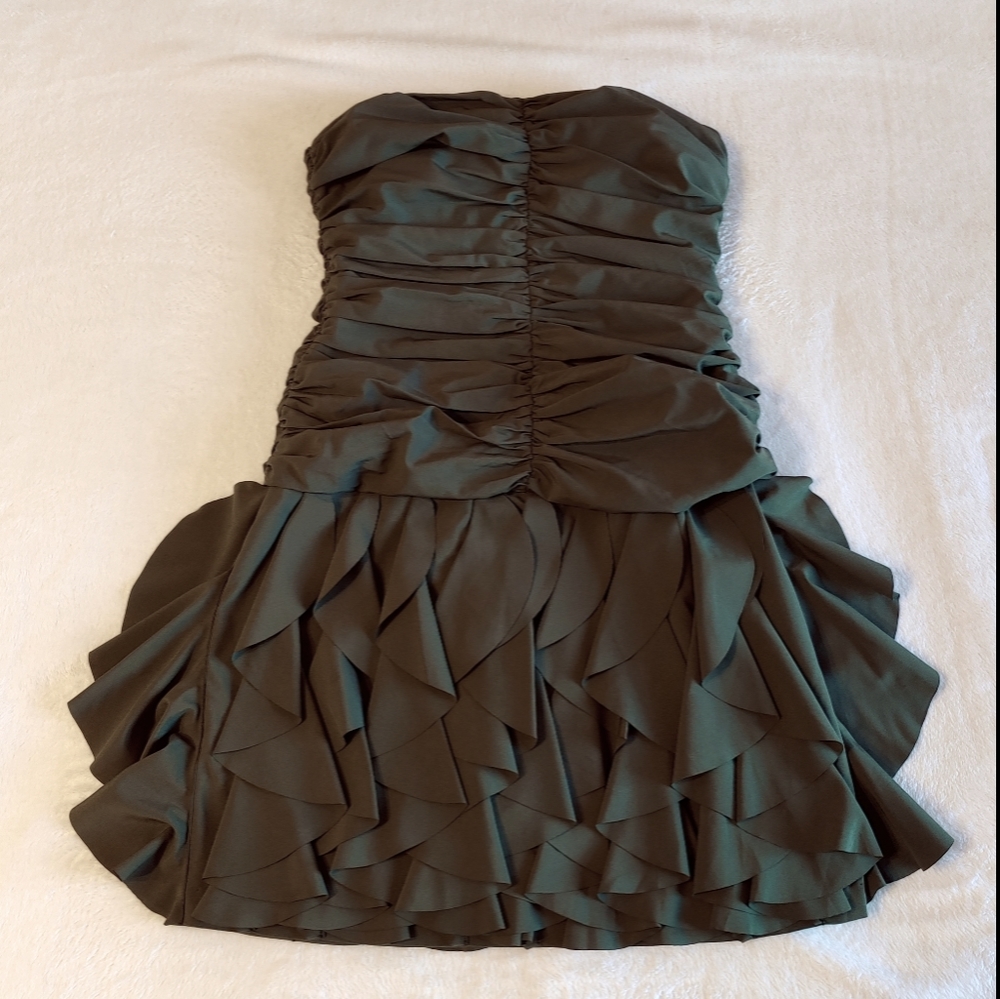 NWT Ark & Co olive green strapless dress - size small